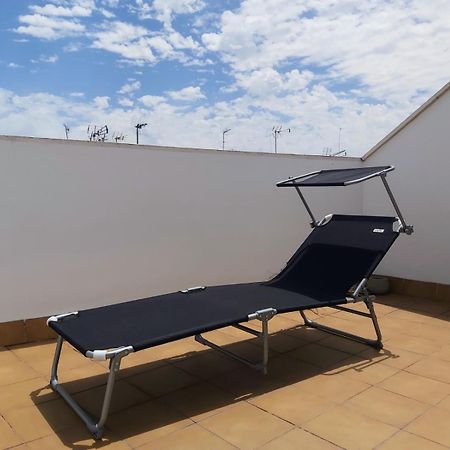 Triana Procurador Con Terraza Privada Apartment Sevilla Bagian luar foto