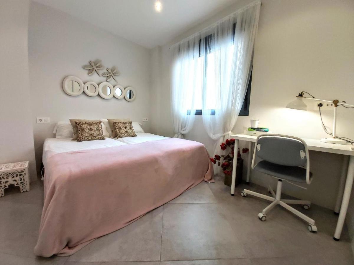 Triana Procurador Con Terraza Privada Apartment Sevilla Bagian luar foto