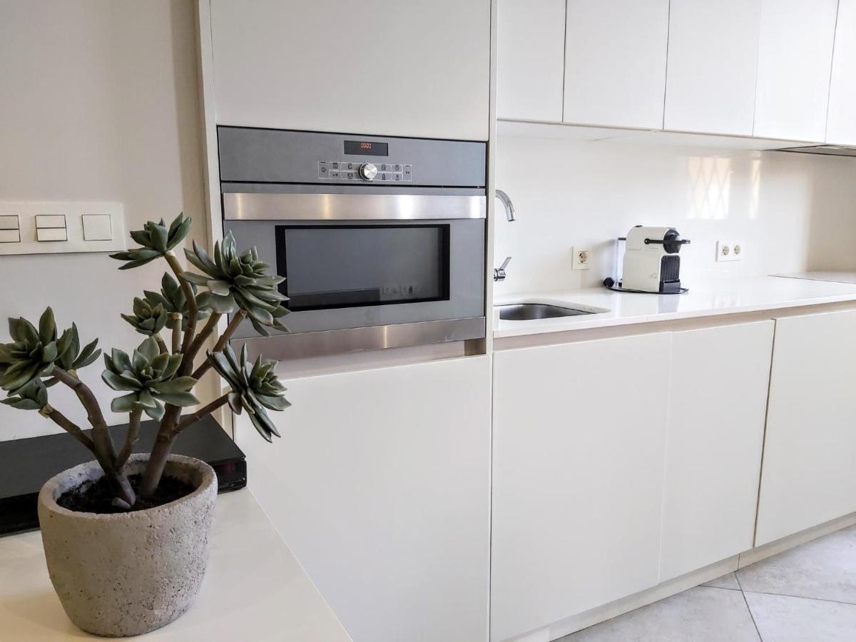 Triana Procurador Con Terraza Privada Apartment Sevilla Bagian luar foto